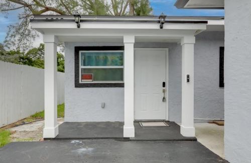 West Palm Beach House | 4 Mi to Beach & Rosemary Square: Convenient Home
