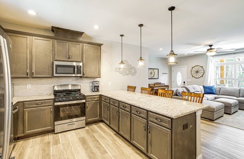Chapin House | 4 Mi to Marina & Boat Ramp: Lake Murray Getaway!