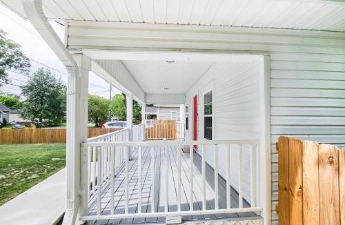 Burlington House | 4 Min to Downtown - 5 Min to Elon -Wi-Fi