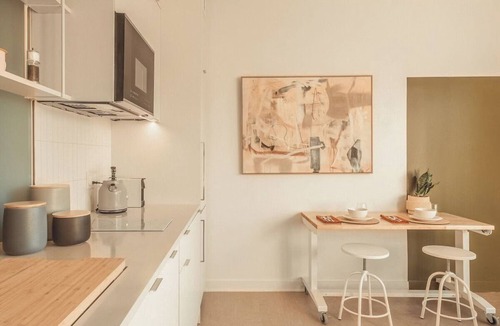 Old Fourth Ward Hotel | 4 Units | Amazing Urban Getaway | Pet Friendly | Near Atlanta's Vibrant Scenes
