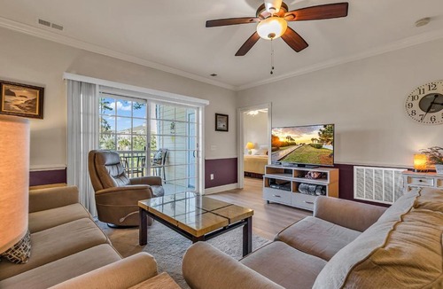 Central Myrtle Beach Apartment | 4809 Luster Leaf Circle Magnolia Pointe 202 Condo