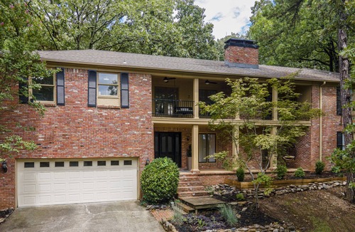 River Mountain House | 4BD 3.5BA Family Retreat + 1/2 Basketball Court