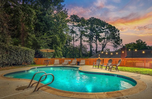 Atlanta House | 4BDR+1 SLP13 TOP LOCATION *HOT TUB* PRIVATE POOL (Season only)