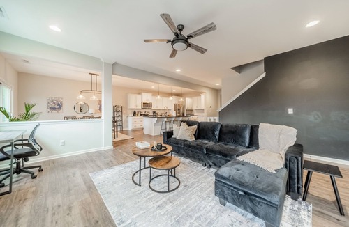 Charlotte House | 5 Beds| Spectrum Center | Bank of America Stadium