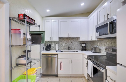 Central Fort Lauderdale House | 5 Mi to Beaches! Family Home in Fort Lauderdale