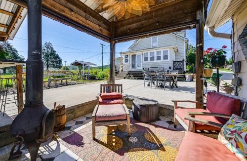 Somerset House | 5 Mi to Dtwn Somerset! Country Retreat w/Gazebo
