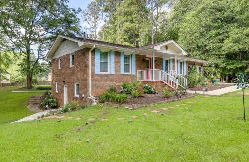 Fayetteville Apartment | 5 Mi to Trilith Studios: Apt w/Furnished Pergola