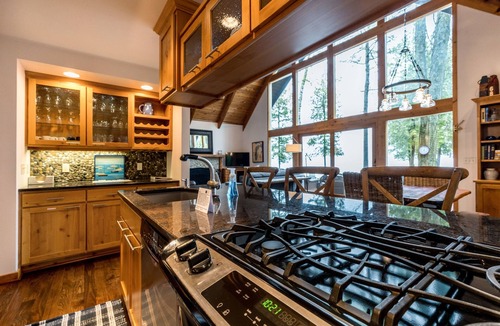 Sturgeon Bay House | 5-Stars! 1.3 Acres On Lk Mich!- Sept 16-20 Still Available!