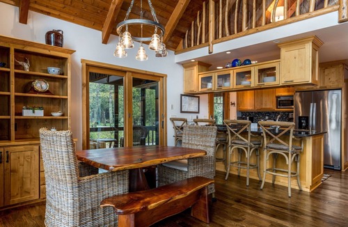 Sturgeon Bay House | 5-Stars! 1.3 Acres On Lk Mich!- Sept 16-20 Still Available!