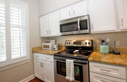 Southern Pines Condo | 52 Longleaf: 2 BR, 2 BA Condominium in Southern Pines, Sleeps 4