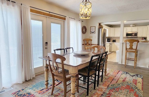 North Litchfield Beach House | 600 Steps, Great Family Beach House, Pet friendly & Close to Beach