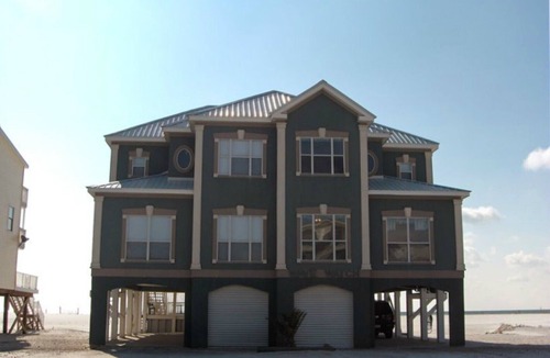 Gulf Shores House | 6BR house steps from the beach w POOL.Beach chairs included for high season
