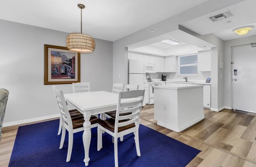 Fort Myers Beach Condo | 6TH FLOOR BEACHFRONT | ELEVATED GULF VIEWS | 2BR/2BA | SLEEPS 6 | HEATED POOL | FORT MYERS BEACH