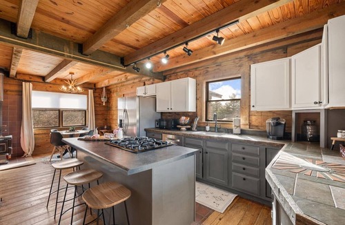 Nashville Apartment | 7 Acre Legacy Lodge