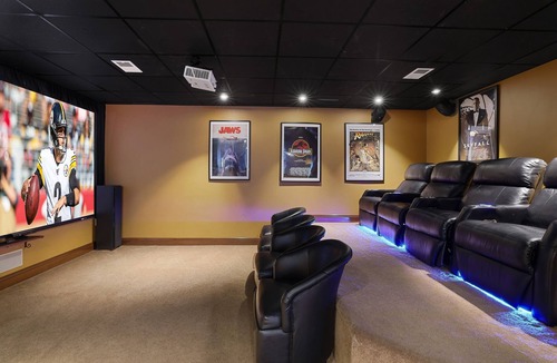 Timberline House | 7 BR Ski-In/Out, 4D Gaming Theater, Hot Tub, 2 Theaters, Sauna, & Mountain Views