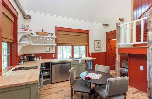 McEwen House | 7 Cottages at Buckhorn Hollow - Sleeps 28