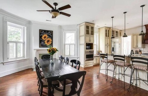 Clifton House | 7 Large Bedrooms | Peaceful Backyard | Cozy