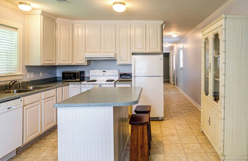 Oxford Cottage | 7 Mi to Ole Miss: Quiet Rural Retreat w/Yard!