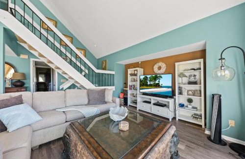Spinnaker Beachhouses Villa | 703 Spinnaker Beach House
