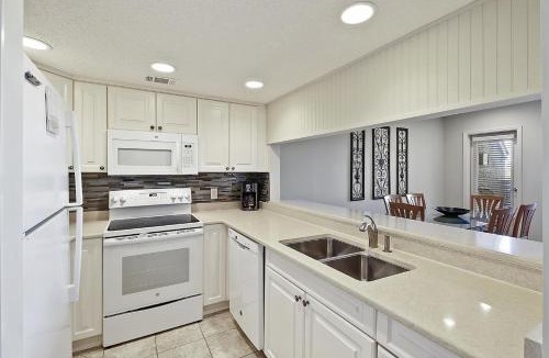 Shelter Cove House | 7329 Harbourside