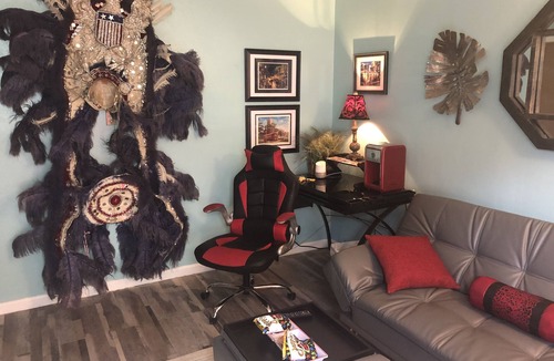 Kenner - Louis Armstrong International Airport Apartment | 750 a month-furnished Kenner private 3 room studio, small yard, private, & safe!