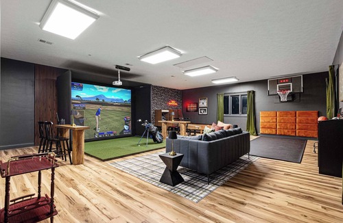 Skyland House | 7k SqFt Estate - Epic Amenities & Fun - Sleeps 20