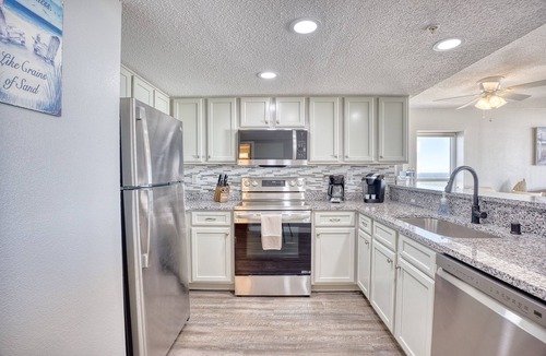Crescent Beach Condo | 8-22 to 8-29 Available BayWatch Resort,Direct PANORAMIC Ocean Front UpdatedCondo