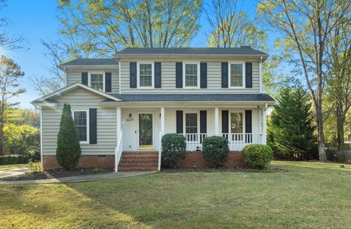 Marlwood Acre House | 8 Beds, Large Groups, Karaoke, Firepit