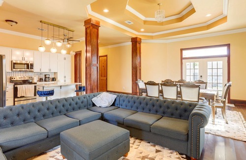 West Lake Forest House | 8 Mi to French Quarter: Home w/Patio & Yard!