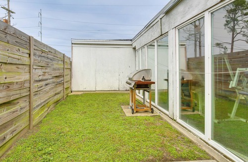 Read Boulevard East House | 9 Mi to Dtwn: New Orleans East Home