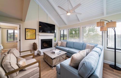 Sealoft Villas House | 936 Sealoft Villa