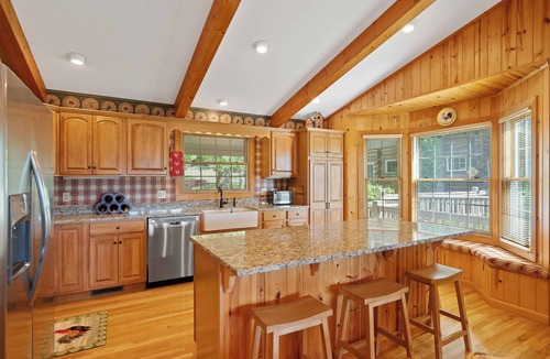 Lake Sequoyah Cabin | A Century of Mountain Summers. Your Turn | Bear View Cabin