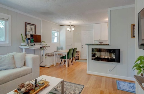 Whites Creek Cottage | A comfortable country retreat, close to downtown Nashville