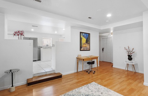 The Gate House | A Cottage in Downtown STL. Sleeps 10