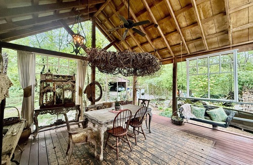 Park City Cottage | A Kentucky Cottage - Charming Cottage One Mile From Mammoth Cave National Park