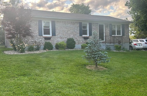 Nazareth House | A peaceful Kentucky getaway where comfort, character, and location come together
