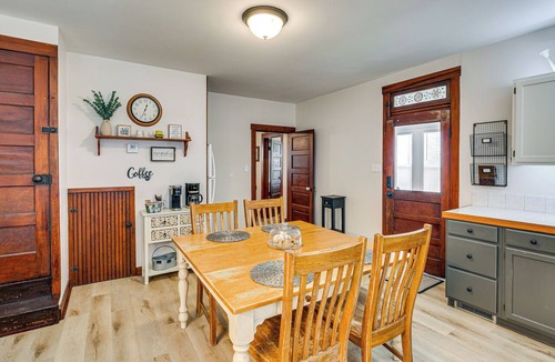 Villa Ridge House | A Sisters Stay Farmhouse Retreat in Villa Ridge