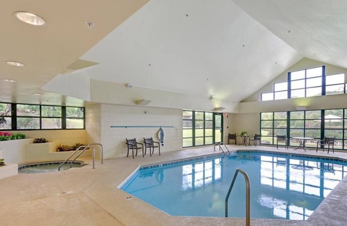 Pittman Center House | A Vacation Day Is Always A Great Idea! 3 Serene Units, Golf, Near Cooter's Place
