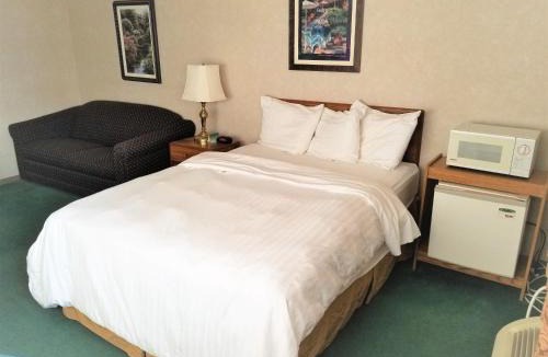 Abbotsford Hotel | Abby Inn