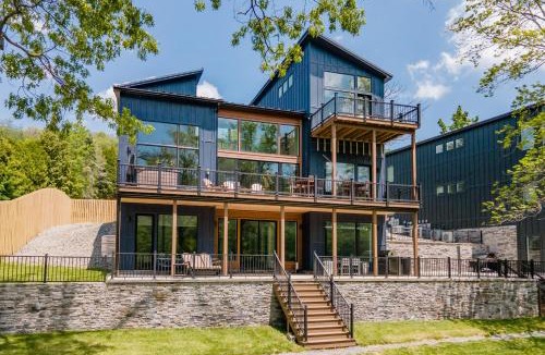 McHenry House | Absolutely Shore