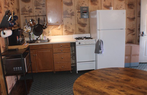 Chassell Cabin | AC3 Cozy 1-bedroom cabin in peaceful Chassell with AC