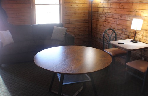 Chassell Cabin | AC3 Cozy 1-bedroom cabin in peaceful Chassell with AC