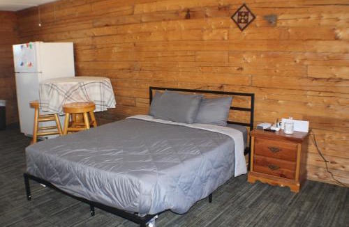Chassell Apartment | AC4 Northwoods Getaway