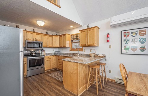 McHenry Cottage | Adlerskron by Taylor Made Deep Creek