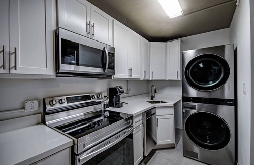 Downtown Jackson Apartment | Admiral Benbow #252