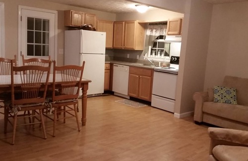 Dunlap House | Adorable 2 bedroom home, affordable, great location just off hwy 127