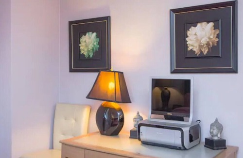 Peachtree Center Condo | Affordable 1Bedroom Unit at Downtown ATL