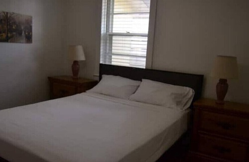 Parker House | Affordable 2 Bedroom Home In Greenville