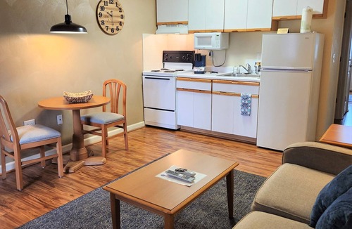 Cave Spring Hotel | Affordable Corporate Suites of Overland Drive