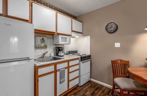 Lynchburg Hotel | Affordable Suites of America Lynchburg